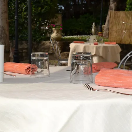 Porta All'arco Hotell