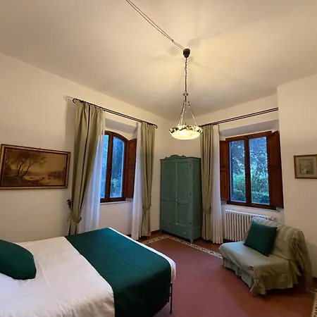 Porta All'arco Hotel 3*