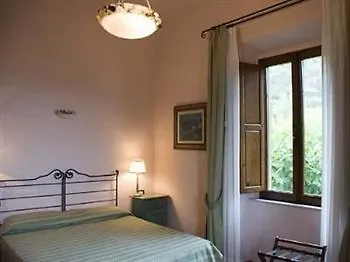 Porta All'arco 3* فولتيرا